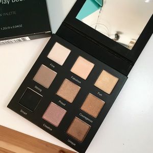 Realher Playbook Eyeshadow Palette 1